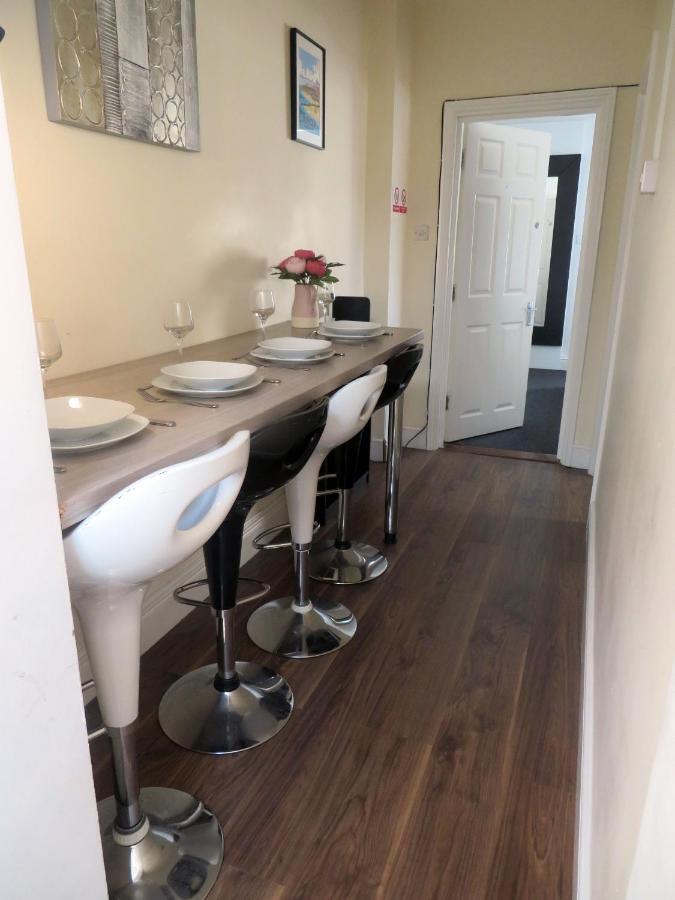 Entire 2 Bed Ground Floor Apartment Central But Quiet Newmarket  Eksteriør bilde